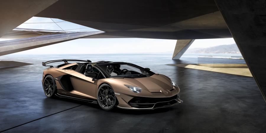  Lamborghini Aventador SVJ Roadster 2019 года  (WW) (фото 1 из 37)